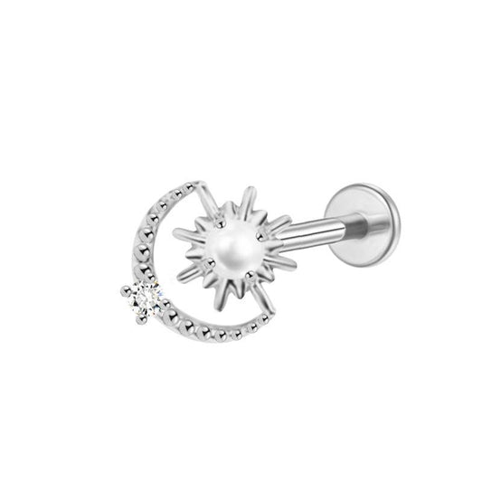 TITAN ASTM F136 Labret mit Innengewinde in Sonne- Mond Design silberfarbig für Conch-, Flat-, Helix Piercings