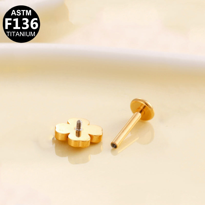Titan Labret &quot;Lucky Clover&quot; mit eingefassten Zirkonia Kristallen - Innengewinde