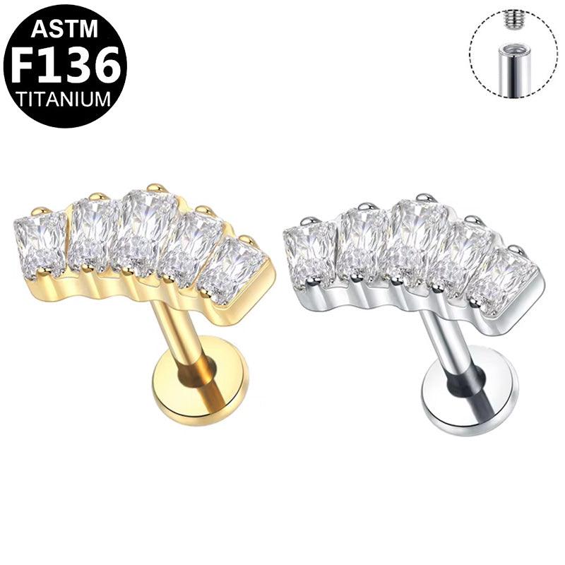 Labret Piercing mit gebogenen Zirkonia Balken in Gold & Silber aus der ROYAL Essentials Kollektion - geeignet für Helix, Conch & Flatpiercing