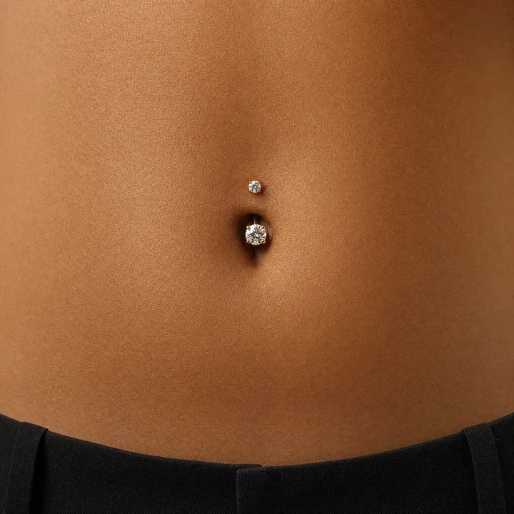 Bauchnabel – Schmuck getragen